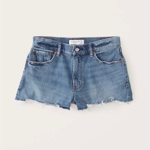 Curve love mid rise mom shorts